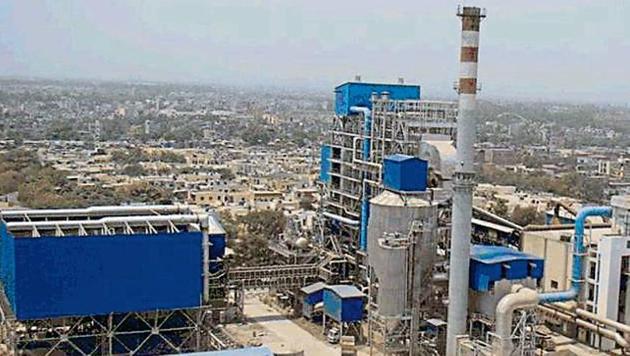 The EDMC is waiting for approval from the environment ministry to increase the capacity of the waste-to-energy plant in Okhla.(HT Photo) The EDMC is waiting for approval from the environment ministry to increase the capacity of the waste-to-energy plant in Okhla.(HT Photo)