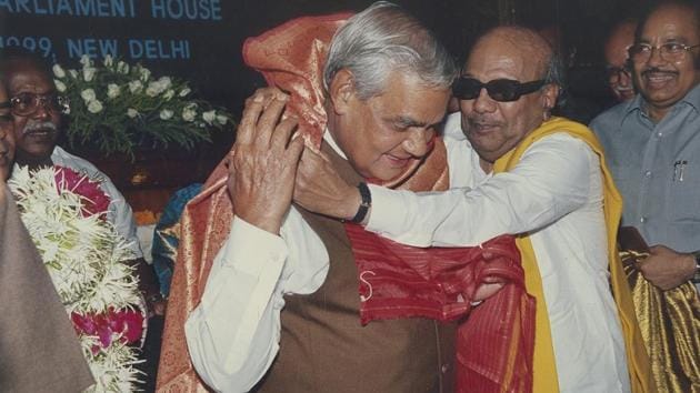 M Karunanidhi felicitates Atal Bihari Vajpayee, after he was elected the Leader of NDA at Central Hall of Parliament House on October 9, 1999 in New Delhi. (HT Archive)