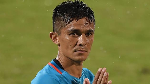 Sunil Chhetri greets his team's supporters.(AFP)