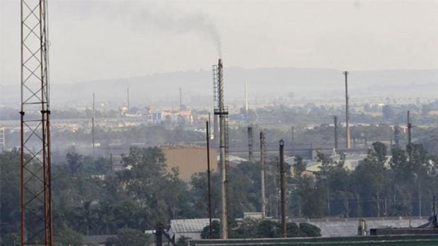 India has come under global scrutiny over petcoke usage contributing to rising pollution levels in many of its major cities. (HT File) India has come under global scrutiny over petcoke usage contributing to rising pollution levels in many of its major cities. (HT File)