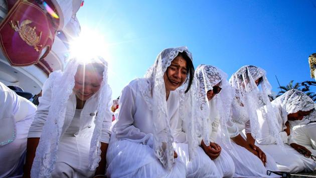 Faithful take part in the 2018 annual Holy Convocation of “La Luz del Mundo” (The Light of the World) church in Guadalajara, Jalisco state, Mexico, where its headquarters are located. (Ulises Ruiz / AFP) Faithful take part in the 2018 annual Holy Convocation of “La Luz del Mundo” (The Light of the World) church in Guadalajara, Jalisco state, Mexico, where its headquarters are located. (Ulises Ruiz / AFP)