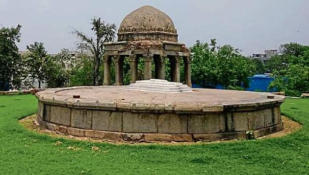 The edifice comprises the grave of Darya Khan Lohani, an influential official during the Lodi dynasty.(Sourced)