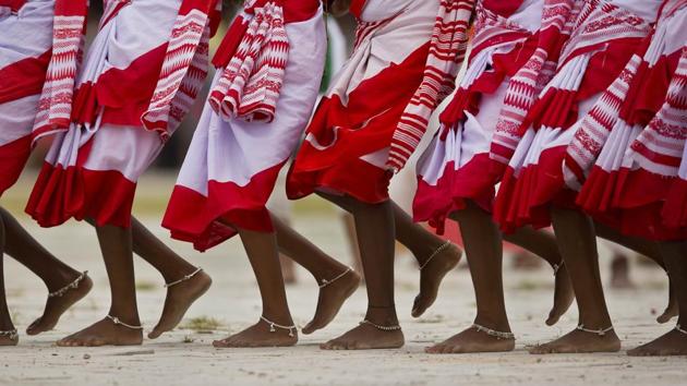 Women perform tribal dance during Independence Day celebration in Gauwhati, Assam. (Anupam Nath / AP) 