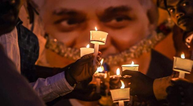 BJP members hold candles to pay tribute to former prime minister Atal Bihari Vajpayee in Bengaluru on Friday. Former prime minister Atal Bihari Vajpayee’s ‘Asthi Kalash Yatra’ will touch every village panchayat in the state, chief minister Shivraj Singh Chouhan announced on Saturday (PTI File Photo) BJP members hold candles to pay tribute to former prime minister Atal Bihari Vajpayee in Bengaluru on Friday. Former prime minister Atal Bihari Vajpayee’s ‘Asthi Kalash Yatra’ will touch every village panchayat in the state, chief minister Shivraj Singh Chouhan announced on Saturday (PTI File Photo)