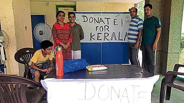 From collecting food and clothes to appealing to fellow residents for help, Delhi’s RWAs said they are doing their bit. (HT Photo) From collecting food and clothes to appealing to fellow residents for help, Delhi’s RWAs said they are doing their bit. (HT Photo)