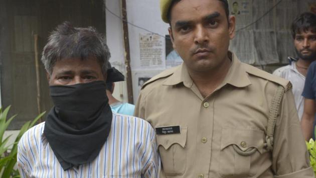 Police arrested the 60- year-old man who allegedly murdered the four-year-old boy of his former landlord. (Sakib Ali/ HT Photo) Police arrested the 60- year-old man who allegedly murdered the four-year-old boy of his former landlord. (Sakib Ali/ HT Photo)