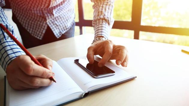 Make lists: Make two list - one for all the gadgets you use and all the apps that you’re actively on and another of all the things you want to do (of course, non-tech). This will help you see how much time you end up spending on gadgets instead of actually doing things you love. (Shutterstock) Make lists: Make two list - one for all the gadgets you use and all the apps that you’re actively on and another of all the things you want to do (of course, non-tech). This will help you see how much time you end up spending on gadgets instead of actually doing things you love. (Shutterstock)