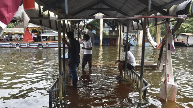 A view of the Lake Palace and its adjacent areas submerged under flood waters at Alappuzha district in Kerala, on Monday. (Raj K Raj/HT Photo) A view of the Lake Palace and its adjacent areas submerged under flood waters at Alappuzha district in Kerala, on Monday. (Raj K Raj/HT Photo)