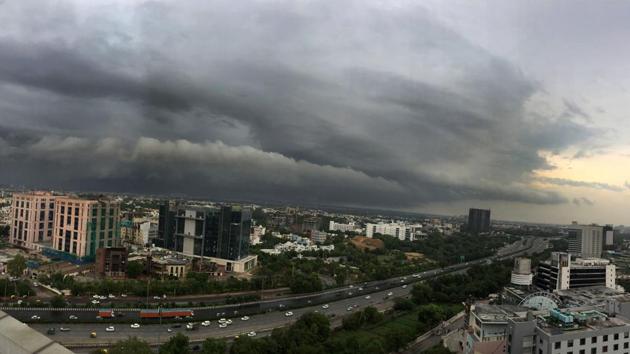 The order means that over 800 residential and commercial projects in Gurugram, which had sought exemption on technical reasons will now come under the ambit of the authority. Currently, 250 real estate projects are registered with Hrera, Gurugram.(Picture for representation) The order means that over 800 residential and commercial projects in Gurugram, which had sought exemption on technical reasons will now come under the ambit of the authority. Currently, 250 real estate projects are registered with Hrera, Gurugram.(Picture for representation)