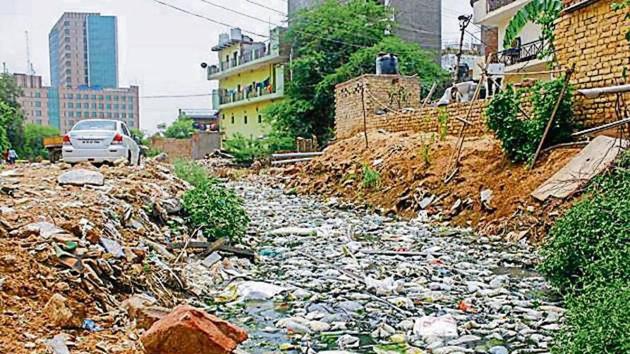 A senior official of the district survey team said that the team is likely to measure the drain in Khasra number 352 at Sikandarpur on August 27. (HT File Photo) A senior official of the district survey team said that the team is likely to measure the drain in Khasra number 352 at Sikandarpur on August 27. (HT File Photo)