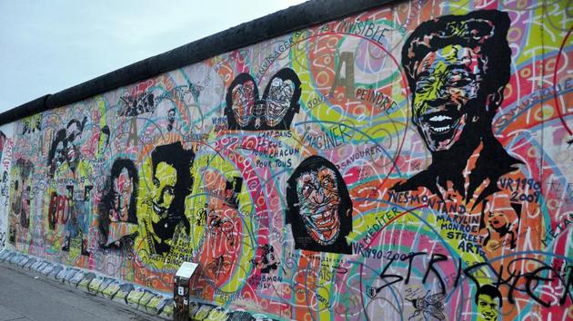 Berlin Wall, Germany – This wall is not as old as the other ones, and its construction began in 1961 during the height of the cold war. The wall was built by East Germany in the middle of Berlin for stopping East Berliners from escapiong to the west. The wall was broken down during the fall of the Soviet Union in 1989. (Shutterstock)