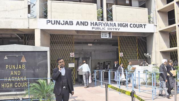 Increasingly, civic issues plaguing the City Beautiful are resolved in the precincts of the Punjab and Haryana high court.(Sikander Singh/HT)