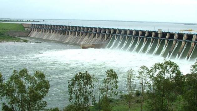 Excess water being released from Pandharpur's Ujani Dam following continues heavy rains across Maharashtra on Tuesday. (HT PHOTO) Excess water being released from Pandharpur's Ujani Dam following continues heavy rains across Maharashtra on Tuesday. (HT PHOTO)