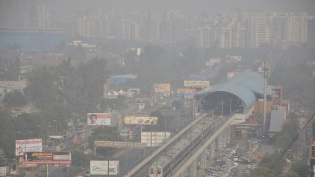 The apex body of Kaushambi residents’ welfare associations, KARWA, filed a contempt petition against various Ghaziabad agencies in July 2016 for failing to implement measures to reduce pollution in Kaushambi. (Sakib Ali / HT File Photo) The apex body of Kaushambi residents’ welfare associations, KARWA, filed a contempt petition against various Ghaziabad agencies in July 2016 for failing to implement measures to reduce pollution in Kaushambi. (Sakib Ali / HT File Photo)