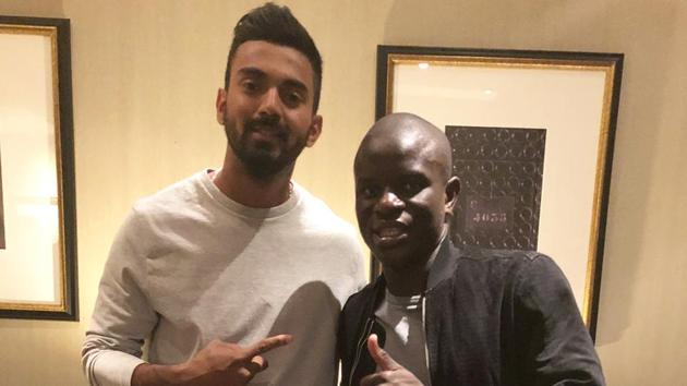 Indian cricket team’s KL Rahul poses with Chelsea footballer N’golo Kante in London.(Twitter) Indian cricket team’s KL Rahul poses with Chelsea footballer N’golo Kante in London.(Twitter)