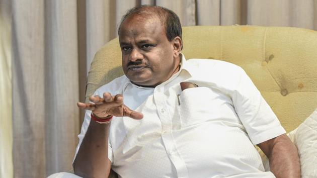 Kumaraswamy said he has spoken to Sitharaman on phone. “I believe this is the time for all of us to forget small differences and forgive each other and join hands for the rehabilitation of the flood affected people in Kodagu,” he said.(Burhaan Kinu/HT PHOTO)