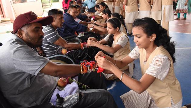 Abhinav Education Society’s students celebrated Raksha Bandhan at PRC Khadki on Saturday. (HT Photo) Abhinav Education Society’s students celebrated Raksha Bandhan at PRC Khadki on Saturday. (HT Photo)