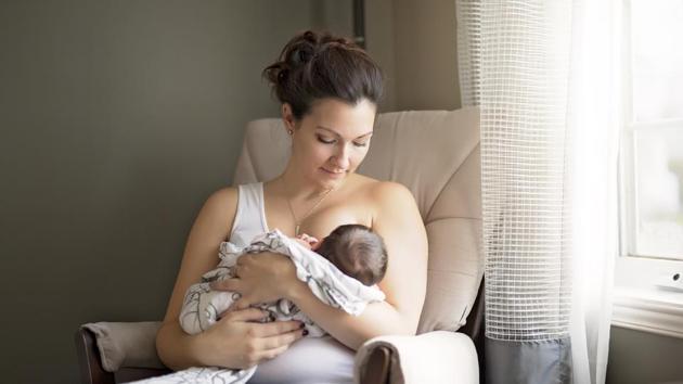 Here’s how smoking pot affects your breastmilk(Shutterstock) Here’s how smoking pot affects your breastmilk(Shutterstock)
