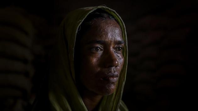 Cyclone Aila left Hasina Begum with a lifelong sorrow. The drought after the flood destroyed the family’s farm and fisheries business in Brahmanbaria. Selling the land for a pittance, hunger eventually forced her to sell her six-year-old son just so that the other four members of the family could eat. She now works in Dhaka as a house maid but still has no answers for her daughter who asks where her elder brother’s gone. (GMB Akash)