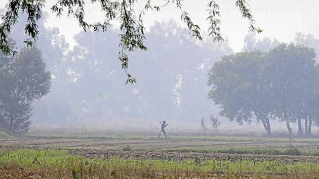 Around 2,200 farmers’ houses need to be relocated and land from around 9,500 farmers is required for the Jewar airport project.(HT FILE PHOTO)