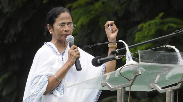 West Bengal Chief Minister Mamata Banerjee addresses her supporters on the foundation day programme of party's student wing Trinamool Chhatra Parishad (TMCP), at Mayo road crossing, in Kolkata, India. (Samir Jana/HT PHOTO) West Bengal Chief Minister Mamata Banerjee addresses her supporters on the foundation day programme of party's student wing Trinamool Chhatra Parishad (TMCP), at Mayo road crossing, in Kolkata, India. (Samir Jana/HT PHOTO)