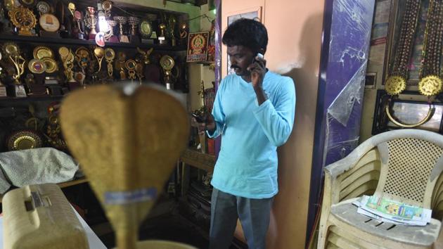 He has attended over 50 cases ever since the floods started in Thiruvananthapuram, Kollam, Pathanamthitta, Alappuzha and Ernakulam districts. A number of calls he gets are out of panic, “People are scared even at the sight of a hammer-head worm. They think that’s a poisonous snake and call me in panic,” he said adding, “They are so harmless.” (Raj K Raj / HT Photo) 