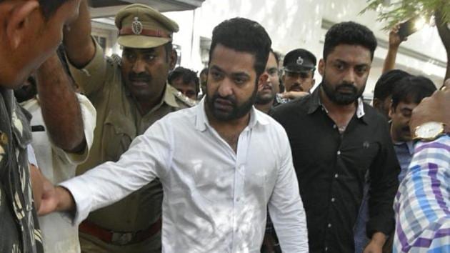 Jr NTR and hia brother Kalyan Ram arrived at the hospital.(TWITTER)