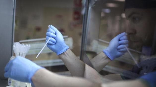 There is a set protocol for sperm banking but there are no guidelines for retrieval from brain-dead patients, which is probably why doctors were reluctant about obliging their demand.(AP) There is a set protocol for sperm banking but there are no guidelines for retrieval from brain-dead patients, which is probably why doctors were reluctant about obliging their demand.(AP)