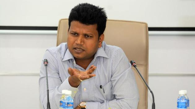 Naval Kishor Ram, district collector.(Shankar Narayan/HT PHOTO) Naval Kishor Ram, district collector.(Shankar Narayan/HT PHOTO)