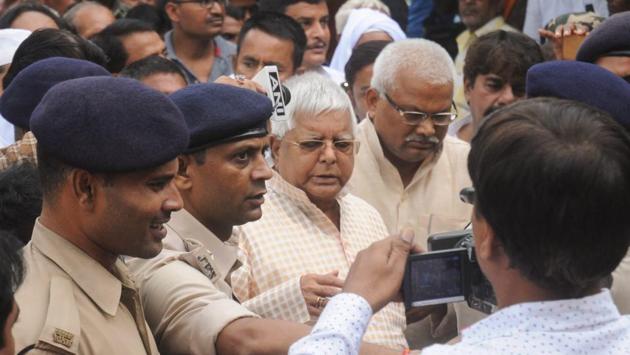Rashtriya Janta Dal (RJD) leader and former Bihar chief minister Lalu Prasad Yadav arrives to surrender in connection with multi-crore fodder scam case at special CBI court, in Ranchi. He was directed by the Jharkhand High Court to surrender before the court by August 30, upon expiry of his provisional bail. (PTI) 