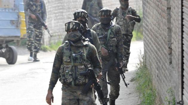 The encounter broke out on Thursday after militants attacked security forces in Kashmir’s Bandipora on Thursday.(Waseem Andrabi/HT File Photo)
