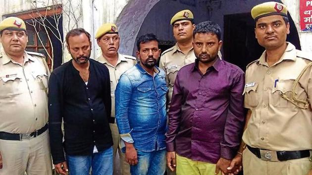 The three men were identified as Mujammil,34, Ravi Shetty, 38, and Manoj Govind Shikre,34 (HT Photo) The three men were identified as Mujammil,34, Ravi Shetty, 38, and Manoj Govind Shikre,34 (HT Photo)