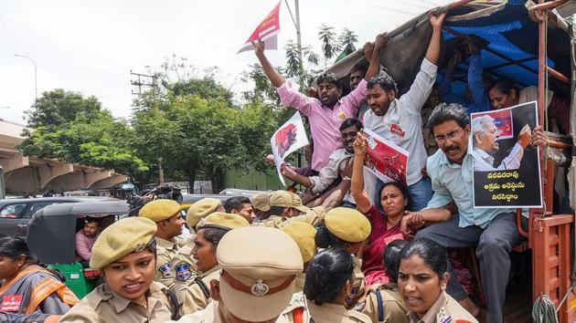 Police detain activists during a protest against the arrests, in Hyderabad on August 29, 2018. The Maharashtra government’s case against the activists for their alleged Maoist links rests largely on digital data allegedly recovered by the Pune police from the seized laptops, hard discs and pen drives of five other activists arrested earlier in June. (PTI)