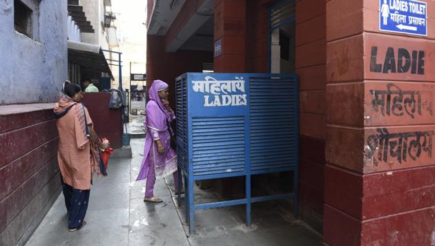 A ladies public toilet at a night shelter in Chandhi Chowk in New Delhi. (HT File Photo) A ladies public toilet at a night shelter in Chandhi Chowk in New Delhi. (HT File Photo)