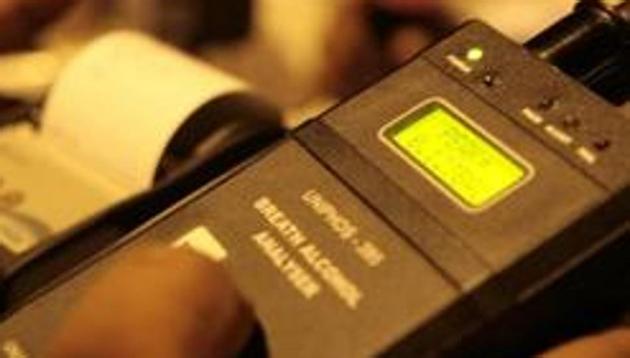 The accused attacked the traffic policewoman after she stopped them for drunken driving. (HT FILE PHOTO) The accused attacked the traffic policewoman after she stopped them for drunken driving. (HT FILE PHOTO)