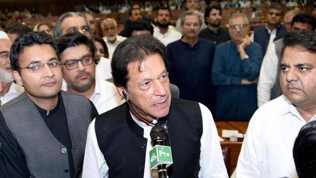 Imran Khan (C), chairman of Pakistan Tehreek-e-Insaf (PTI) political party speaks after he was elected as Prime Minister at the National Assembly (Lower House of Parliament) in Islamabad, Pakistan August 17, 2018. (REUTERS) Imran Khan (C), chairman of Pakistan Tehreek-e-Insaf (PTI) political party speaks after he was elected as Prime Minister at the National Assembly (Lower House of Parliament) in Islamabad, Pakistan August 17, 2018. (REUTERS)