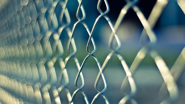 Some 400 detainees escaped after a riot on Sunday at a prison in the southern suburbs of the Libyan capital Tripoli, theatre of a week of deadly battles (File Photo) Some 400 detainees escaped after a riot on Sunday at a prison in the southern suburbs of the Libyan capital Tripoli, theatre of a week of deadly battles (File Photo)