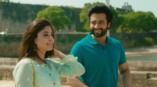Jackky Bhagnani and Kritika Kamra in a still from Mitron. The film has a revamped version of Pakeezah’s Chalte Chalte.