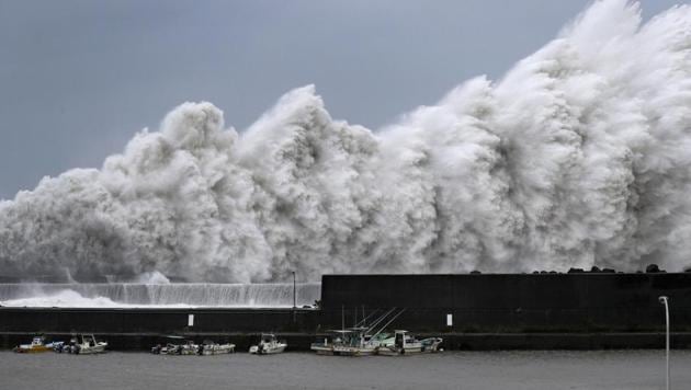 High waves triggered by Typhoon Jebi are seen at a fishing port in Aki, Kochi Prefecture, western Japan, in this photo taken by Kyodo.(Reuters Photo) High waves triggered by Typhoon Jebi are seen at a fishing port in Aki, Kochi Prefecture, western Japan, in this photo taken by Kyodo.(Reuters Photo)