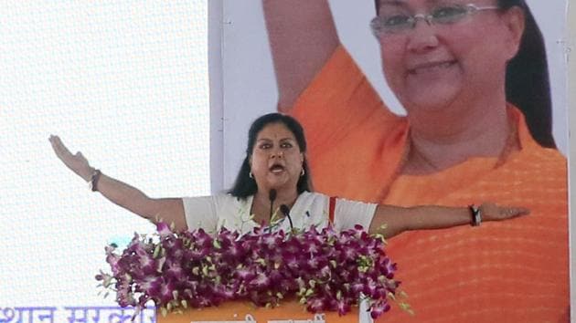 Rajasthan chief minister Vasundhara Raje speaks during the 'Labharthi Samvad' programme in Jaipur.(Himanshu Vyas/HT File Photo)