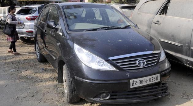 Nearly 125 vehicles in Delhi are reported stolen in Delhi on an average everyday. (HT FILE PHOTO) Nearly 125 vehicles in Delhi are reported stolen in Delhi on an average everyday. (HT FILE PHOTO)