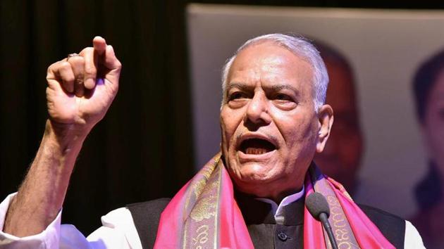 Former finance minister Yashwant Sinha on Tuesday slammed the union government for unprecedented hike in prices of petrol and diesel and expressed his anguish over the opposition parties for not hitting the streets over the issue.(PTI File Photo)