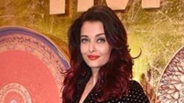 Aishwarya Rai Bachchan finally gave black airport outfits a break