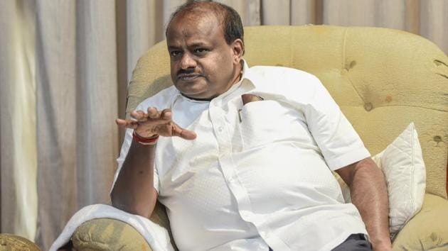 Kumaraswamy, who heads the JD(S)-Congress coalition in Karnataka, stuck to his charge that Yeddyurappa and his sons were trying to rock his government through central agencies. (HT/File Photo)