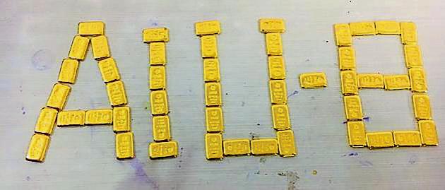 Officials suspect that a passenger flying from Mumbai to Bengaluru was going to recover the gold.(HT Photo) Officials suspect that a passenger flying from Mumbai to Bengaluru was going to recover the gold.(HT Photo)