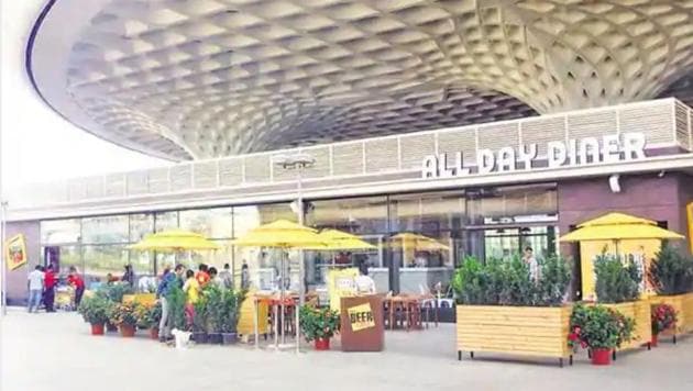 The food court outside Terminal 2 of Mumbai Airport.(HT File Photo)