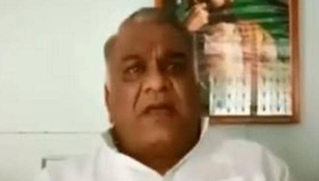 A former Maharashtra minister, Subodh Saoji, allegedly announced a reward on Thursday for anyone who “cuts off the tongue” of BJP MLA Ram Kadam, whose “would abduct the girl a boy has liked” statement has triggered a huge controversy.(ANI/Twitter)