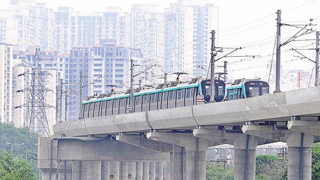 A report by the Centre for Science and Environment claimed that Delhi Metro has become the second-costliest Metro service in the world. (Sunil Ghosh / HT Photo) A report by the Centre for Science and Environment claimed that Delhi Metro has become the second-costliest Metro service in the world. (Sunil Ghosh / HT Photo)