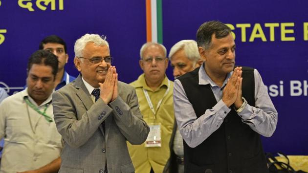 Chief Election Commissioner O P Rawat(L) with Election Commissioner Ashok Lavasa (R) during a meeting with National & State recognised political parties to discuss issues related to electoral process. (Hindustan Times) Chief Election Commissioner O P Rawat(L) with Election Commissioner Ashok Lavasa (R) during a meeting with National & State recognised political parties to discuss issues related to electoral process. (Hindustan Times)