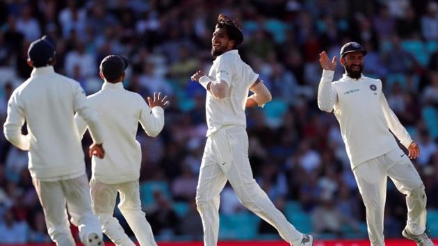 File image of Ishant Sharma celebrating with teammates after taking a wicket.(REUTERS) File image of Ishant Sharma celebrating with teammates after taking a wicket.(REUTERS)